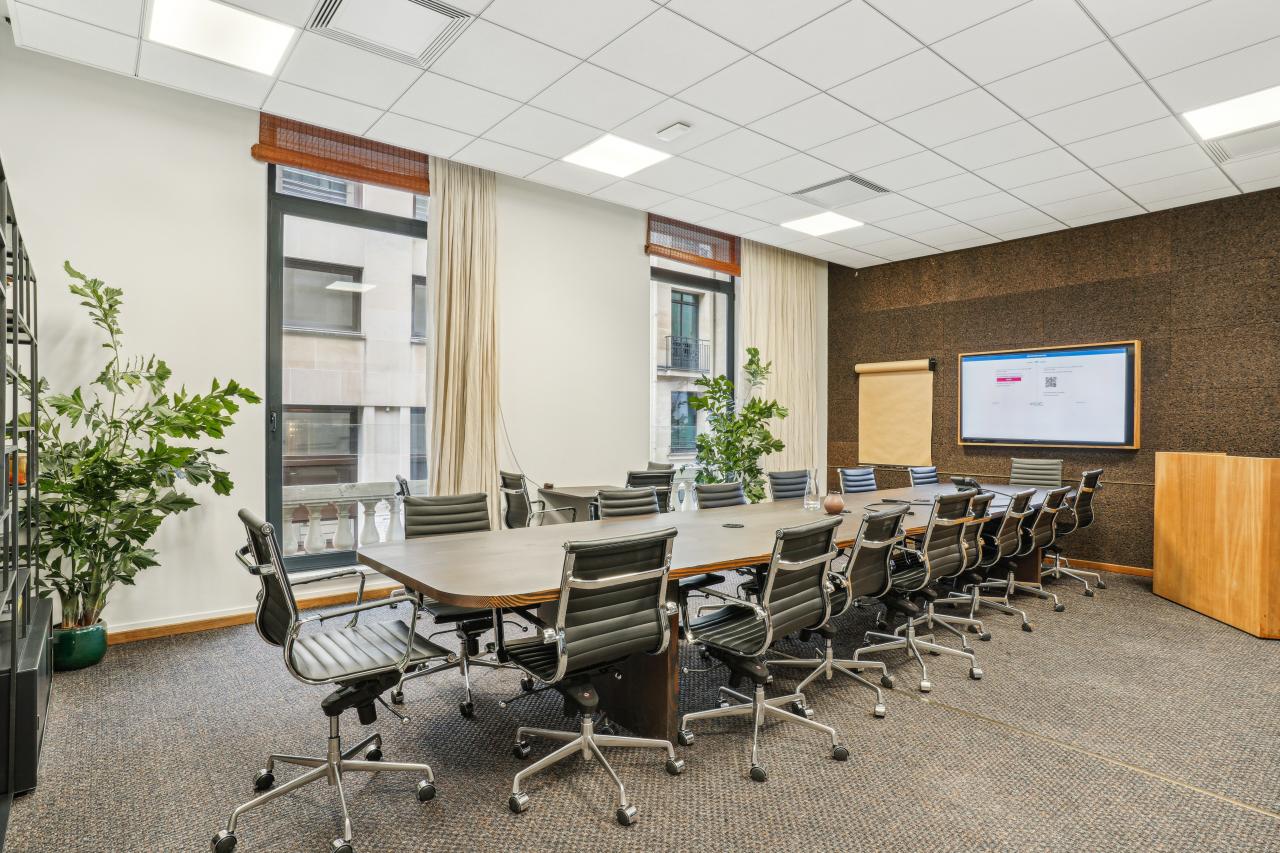 Bureau Paris 2379m² Location bureau Paris OLBUR2423738 12